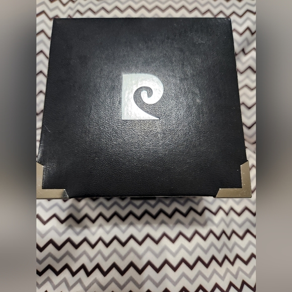 NIB Box Set Pierre Cardin Jewelry Earrings and Necklace - Picture 3 of 4